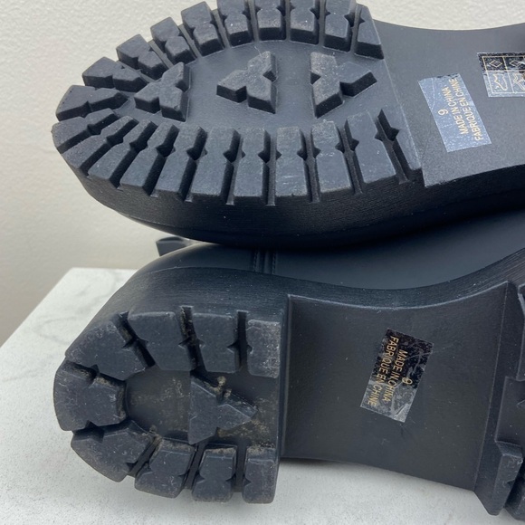 JEFFREY CAMPBELL RAINZ CHELSEA LUG BOOTS Black Matte Size 9 - Picture 14 of 16